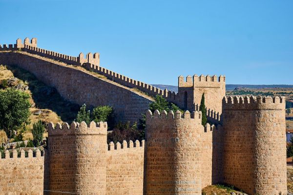 ,,Deutschland und Spanien durch eine Mauer getrennt"